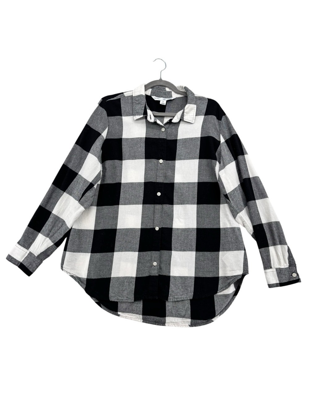 Old Navy Women’s Classic Flannel White and Black Buffalo Check in Size XL - Picture 3 of 16
